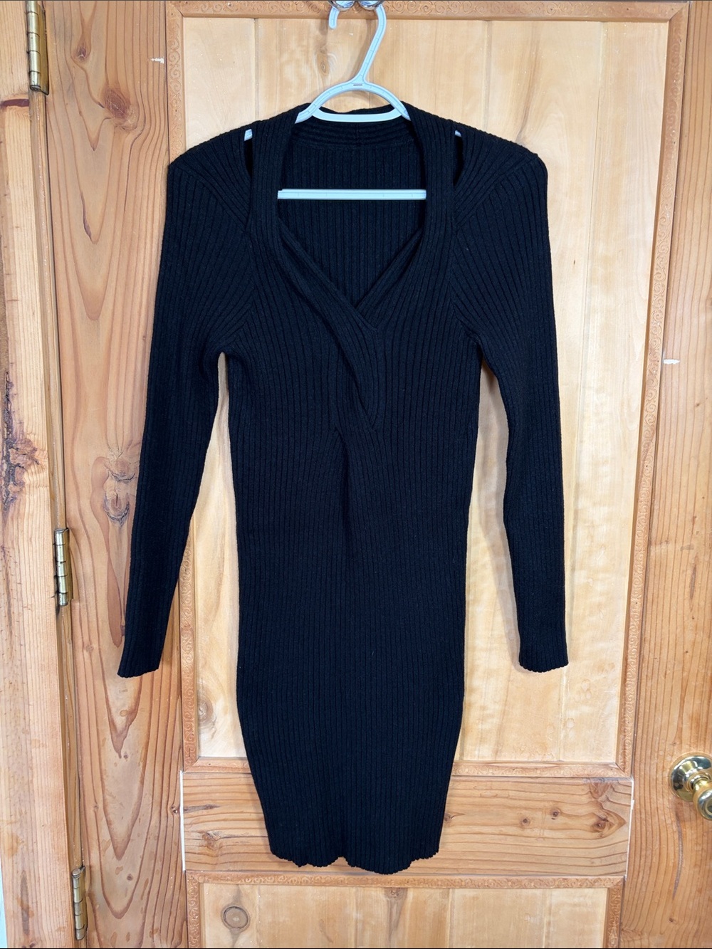 Black Ribbed Long Sleeve V-Neck Bodycon Dress